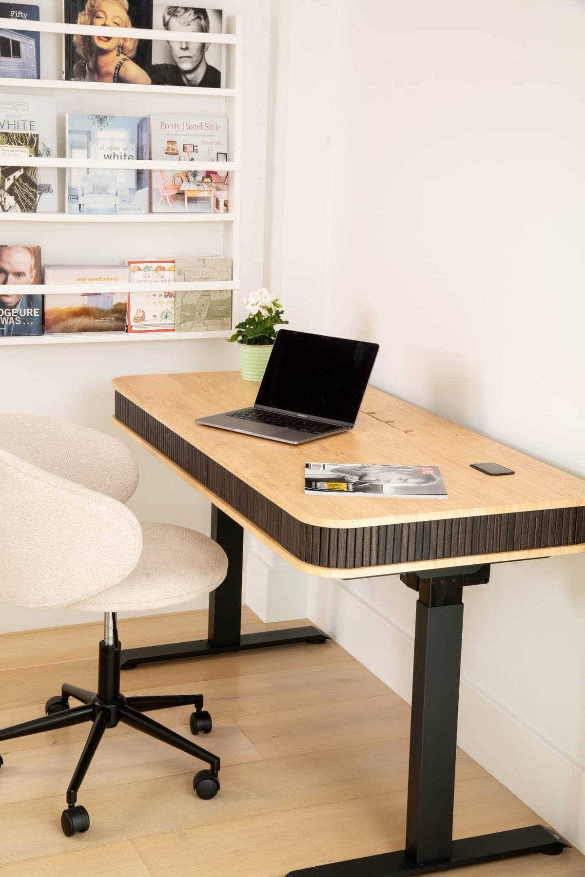 Elin Height Adjustable Desk